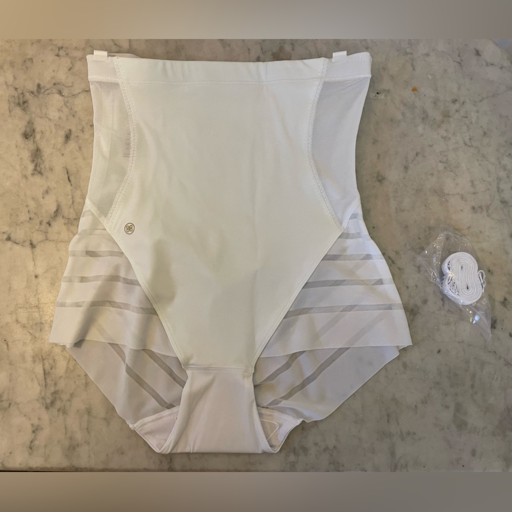 NWOT Honeylove high waisted shapewear white